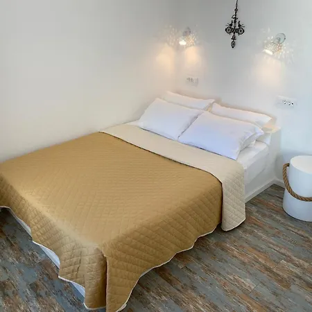 Heliades Appartement *
